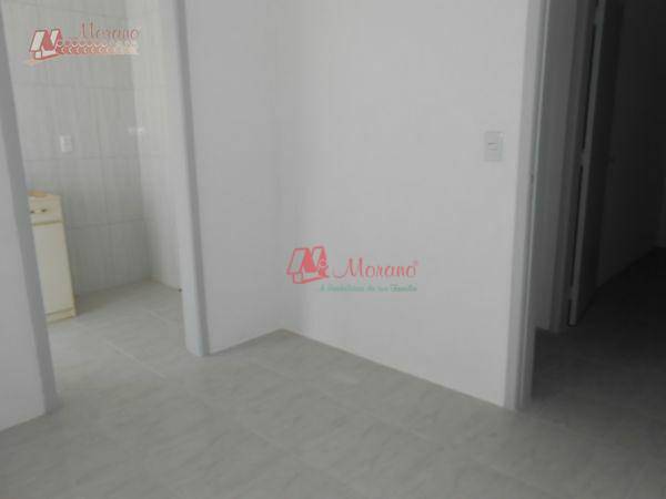 Apartamento à venda com 2 quartos, 67m² - Foto 2