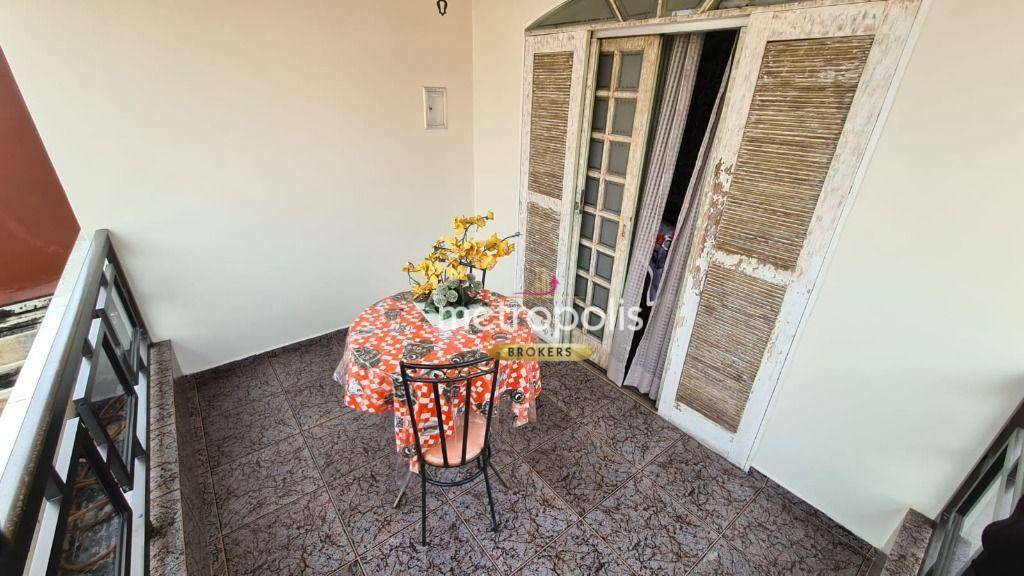 Sobrado à venda com 3 quartos, 250m² - Foto 37