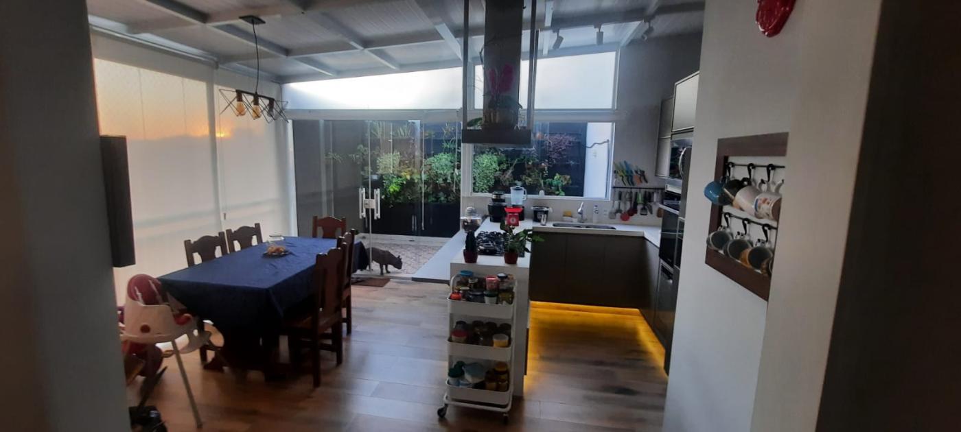 Apartamento à venda com 3 quartos, 83m² - Foto 3