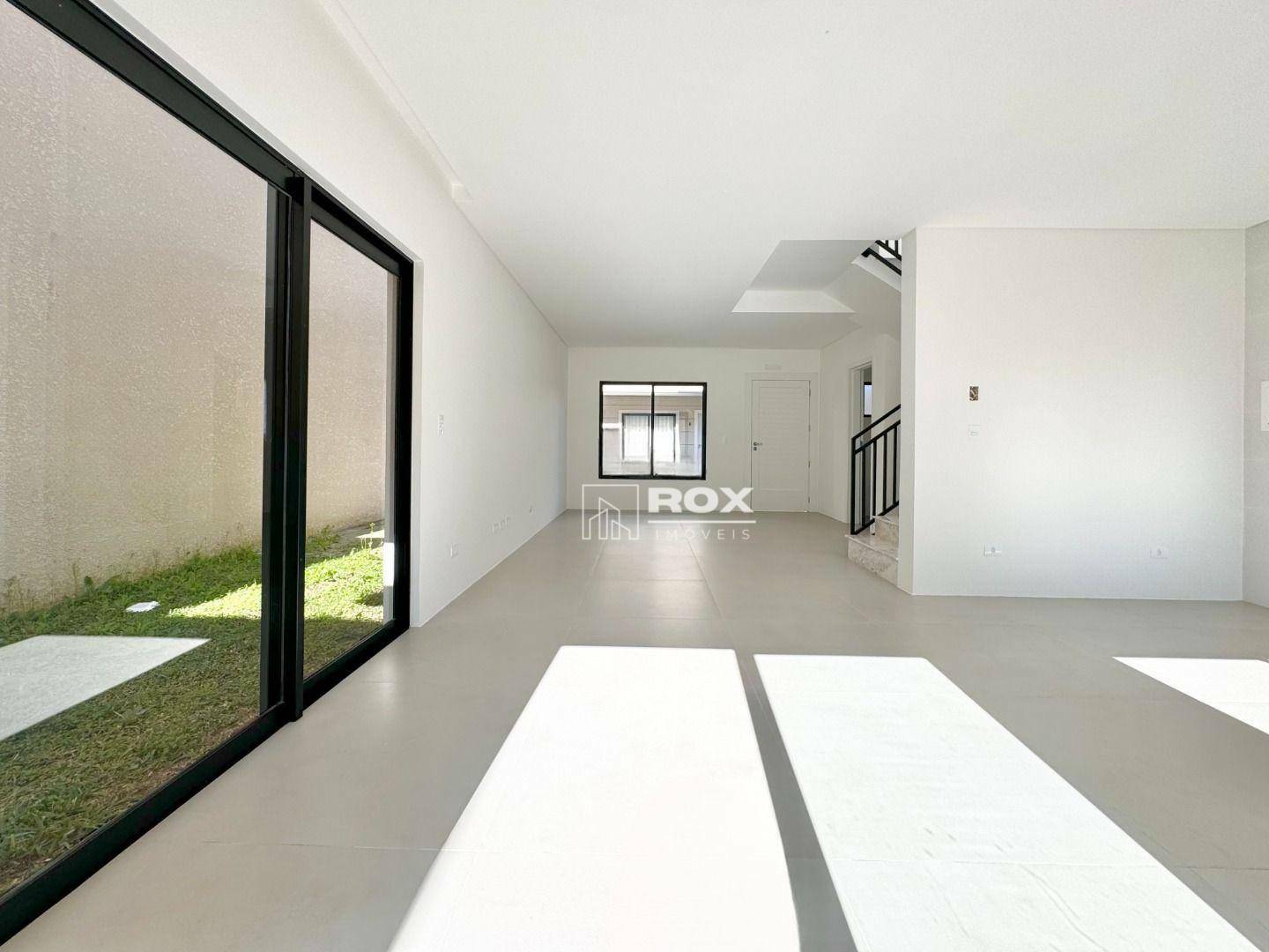 Casa à venda com 3 quartos, 117m² - Foto 4