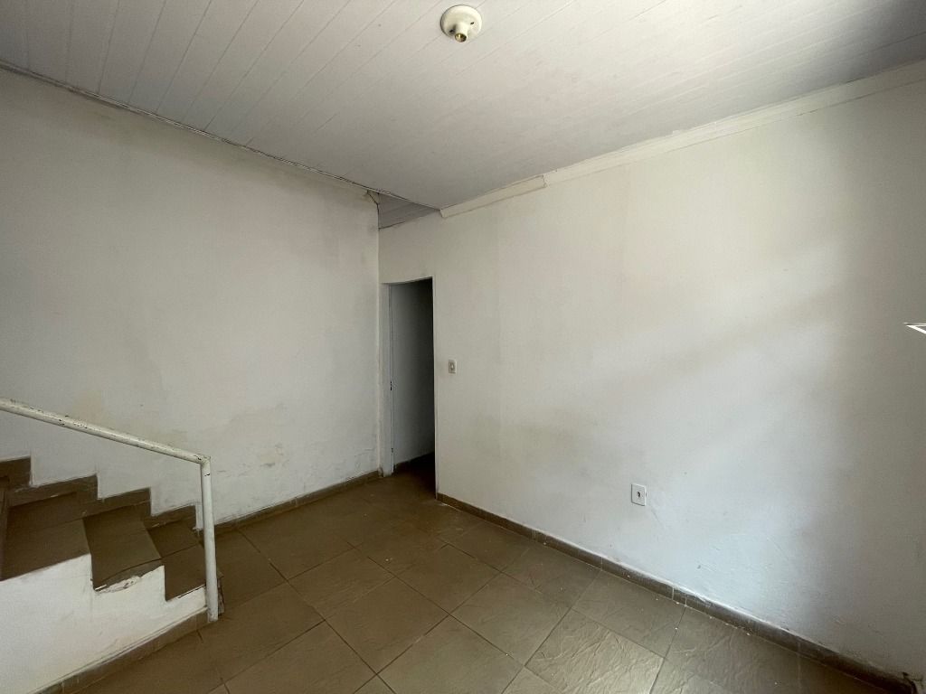 Casa à venda com 3 quartos, 150m² - Foto 14