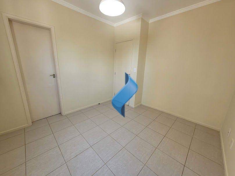 Apartamento para alugar com 2 quartos, 72m² - Foto 13