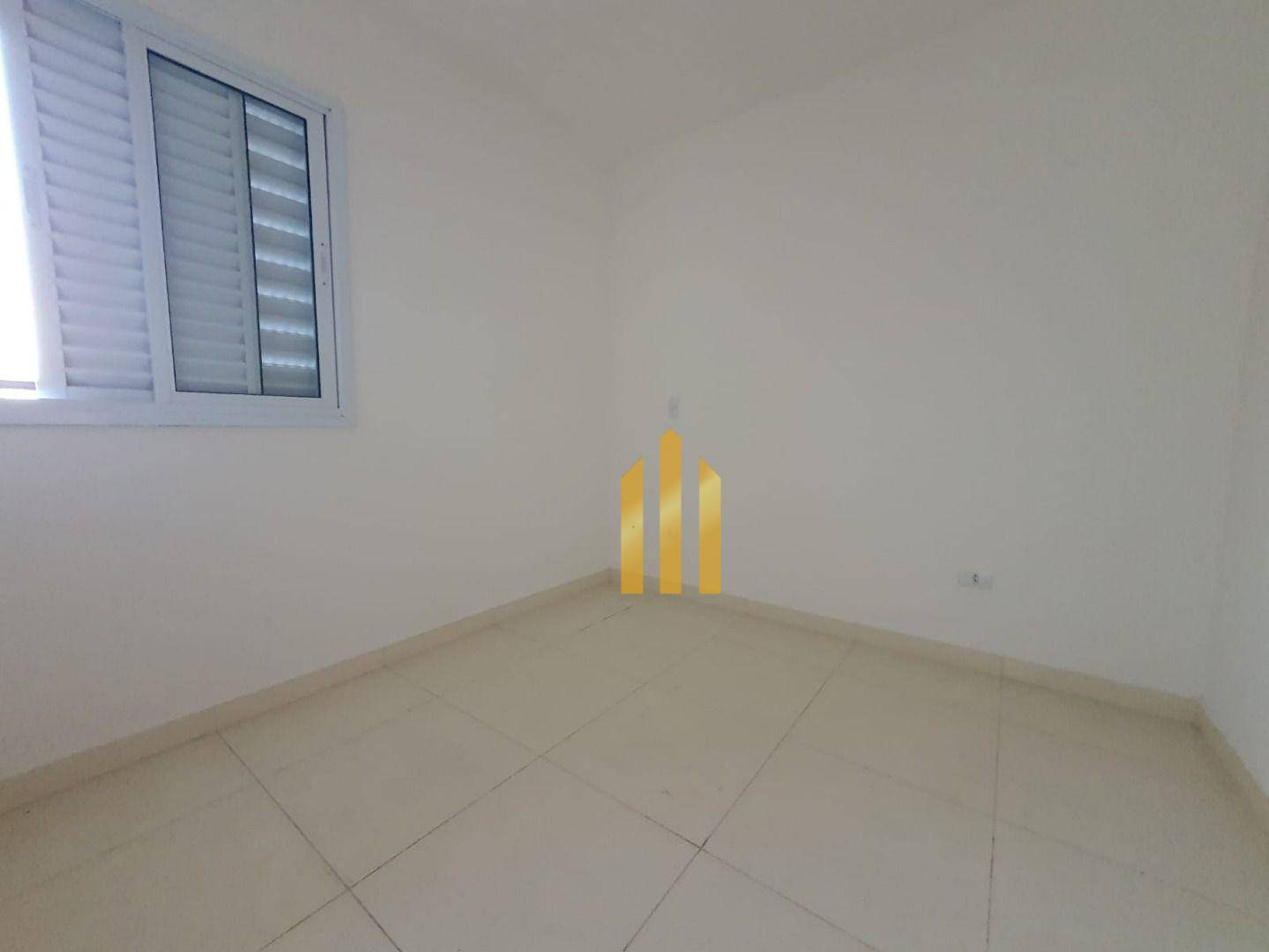 Apartamento para alugar com 2 quartos, 36m² - Foto 12