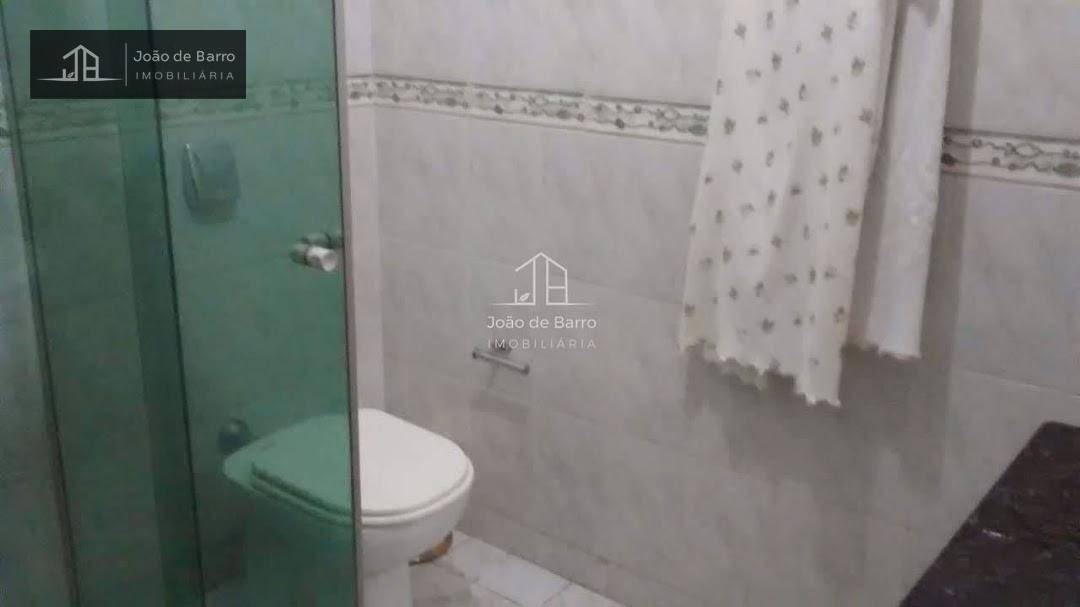 Sobrado à venda com 4 quartos, 228m² - Foto 15