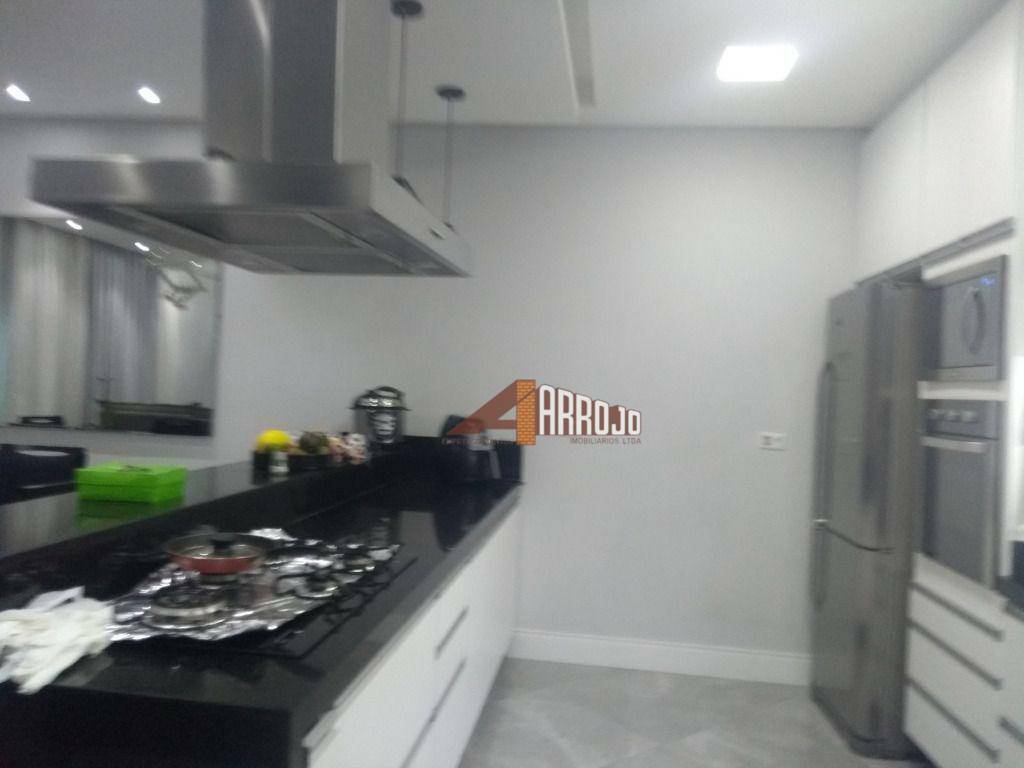 Sobrado à venda com 3 quartos, 168m² - Foto 19