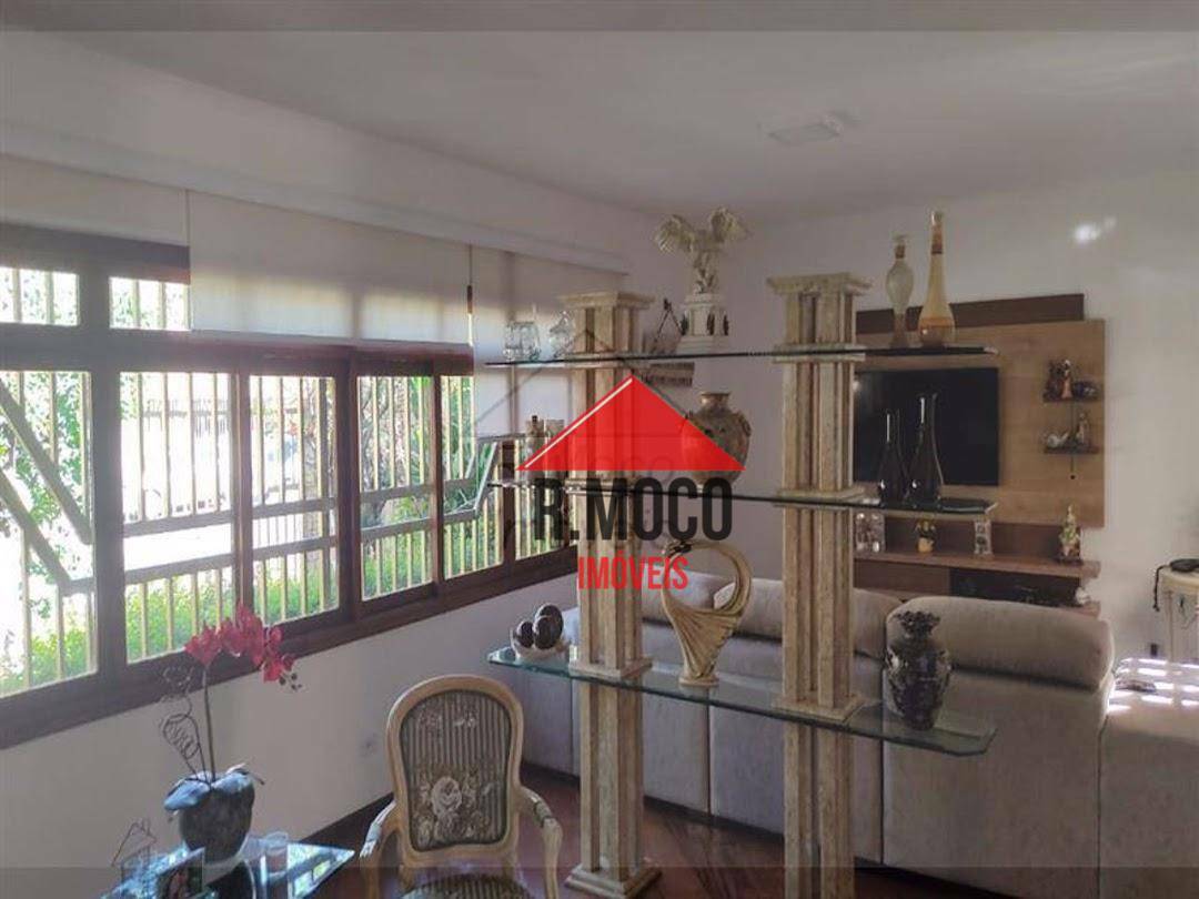 Casa à venda com 3 quartos, 238m² - Foto 5