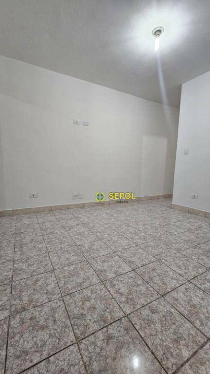 Casa para alugar com 1 quarto, 125m² - Foto 4