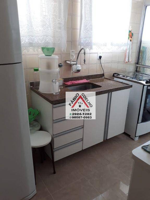 Apartamento à venda com 2 quartos, 60m² - Foto 32