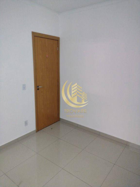 Apartamento à venda com 2 quartos, 45m² - Foto 13