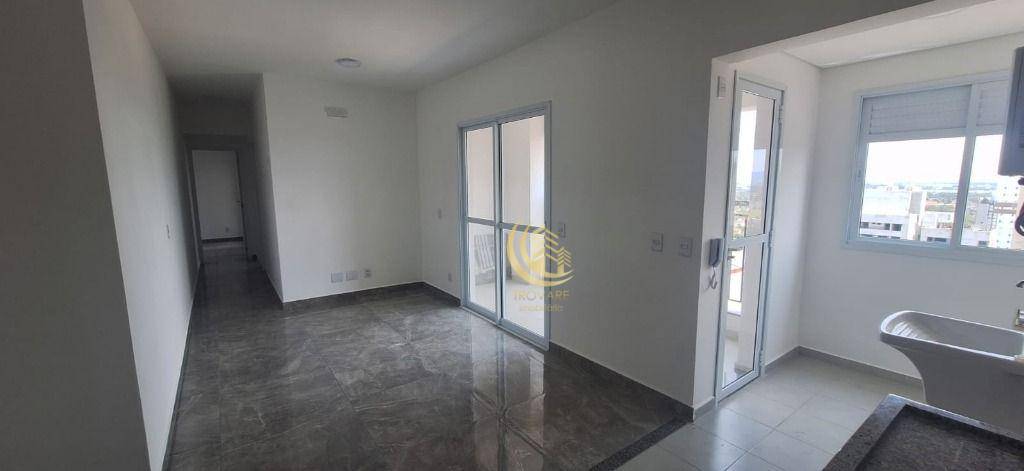 Apartamento para alugar com 2 quartos, 69m² - Foto 5