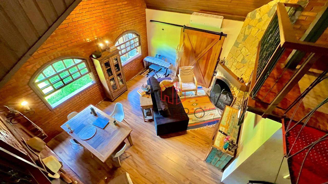 Casa, 4 quartos, 230 m² - Foto 3