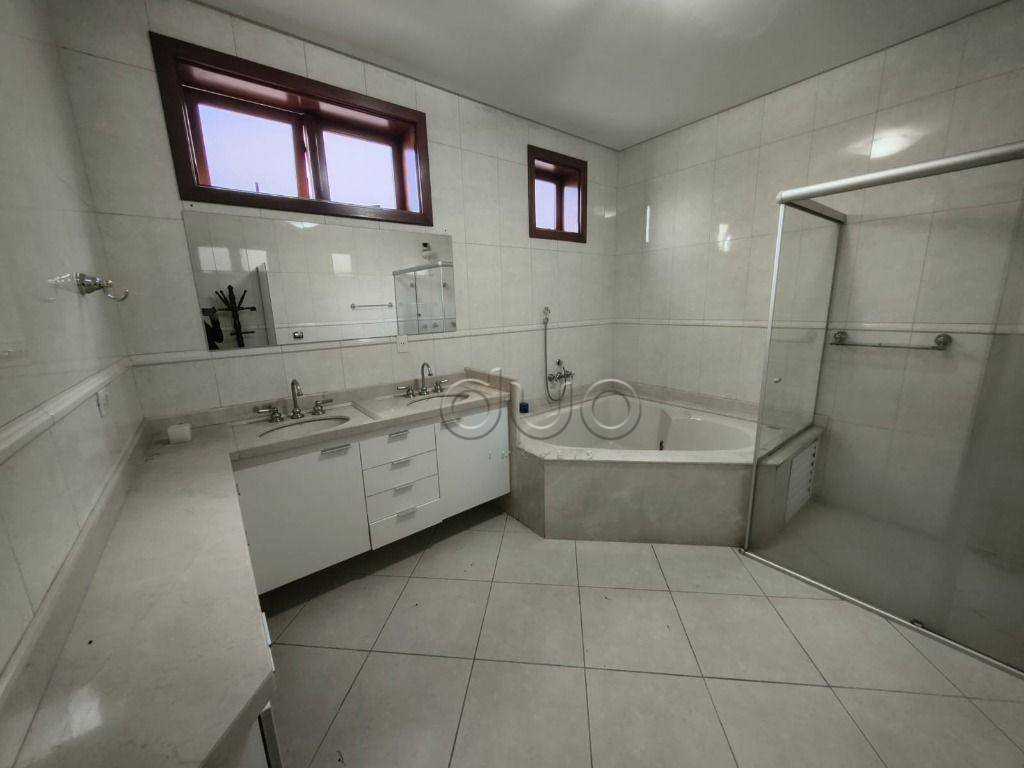 Casa de Condomínio para alugar com 3 quartos, 320m² - Foto 29