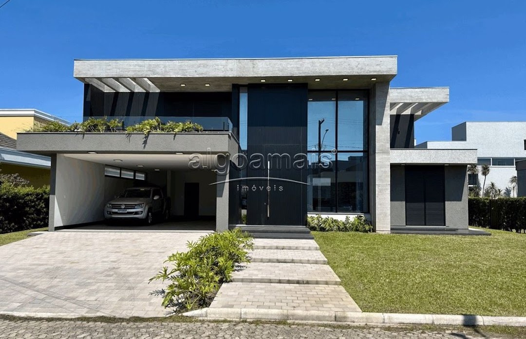 Casa de Condomínio à venda com 4 quartos, 368m² - Foto 2