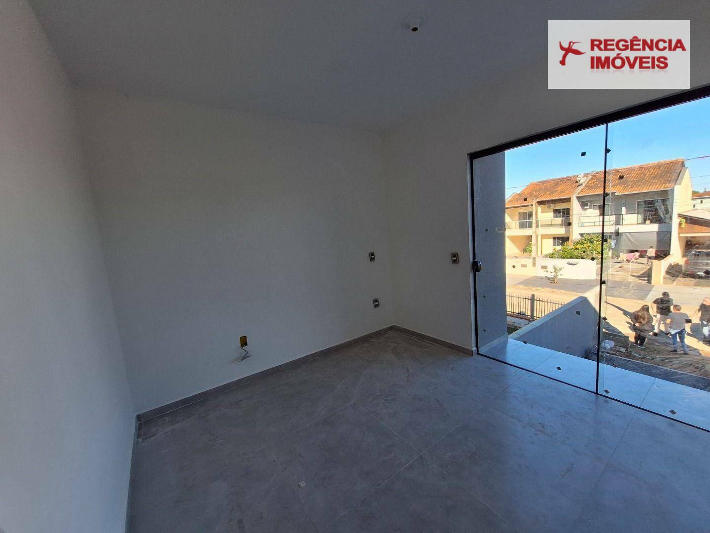 Casa à venda com 2 quartos, 80m² - Foto 9