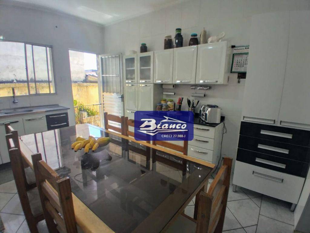 Casa à venda com 4 quartos, 280m² - Foto 31