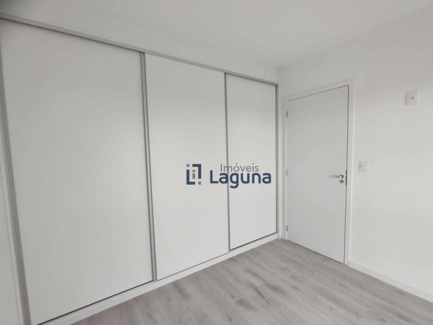 Apartamento para alugar com 2 quartos, 70m² - Foto 16