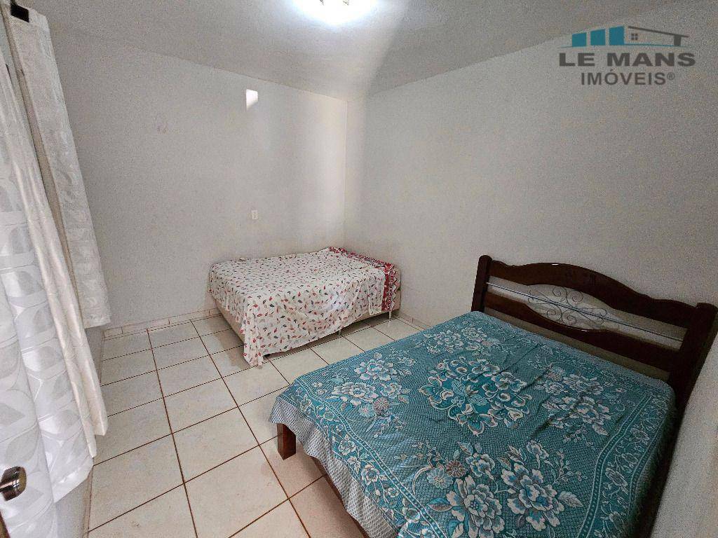 Chácara à venda com 4 quartos, 350m² - Foto 43