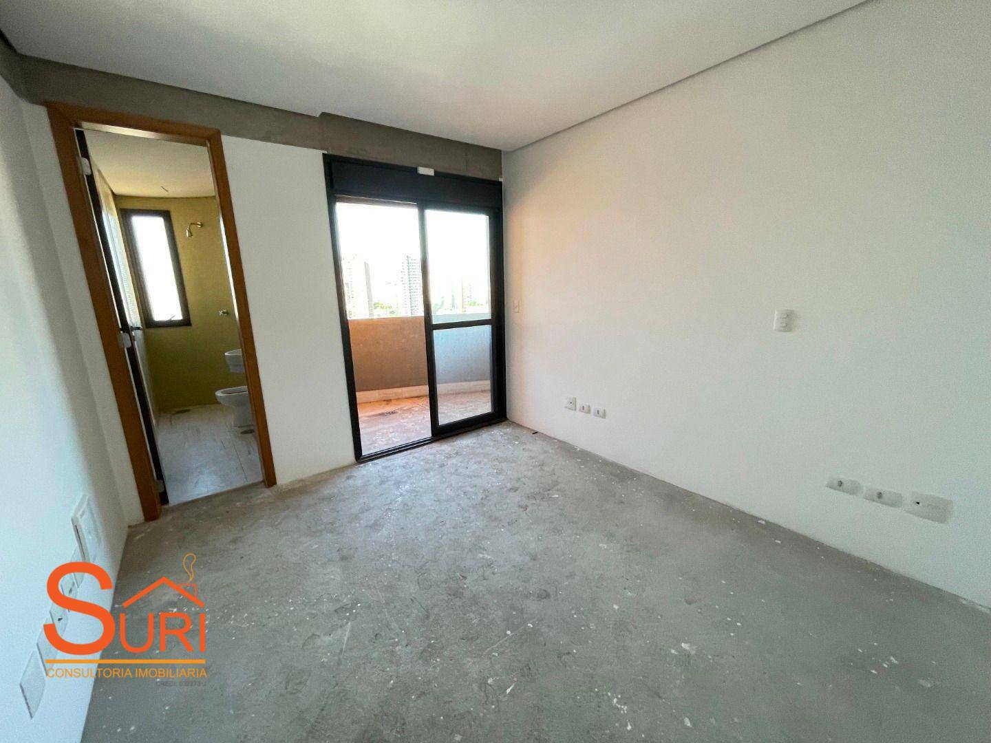 Apartamento à venda com 3 quartos, 190m² - Foto 11