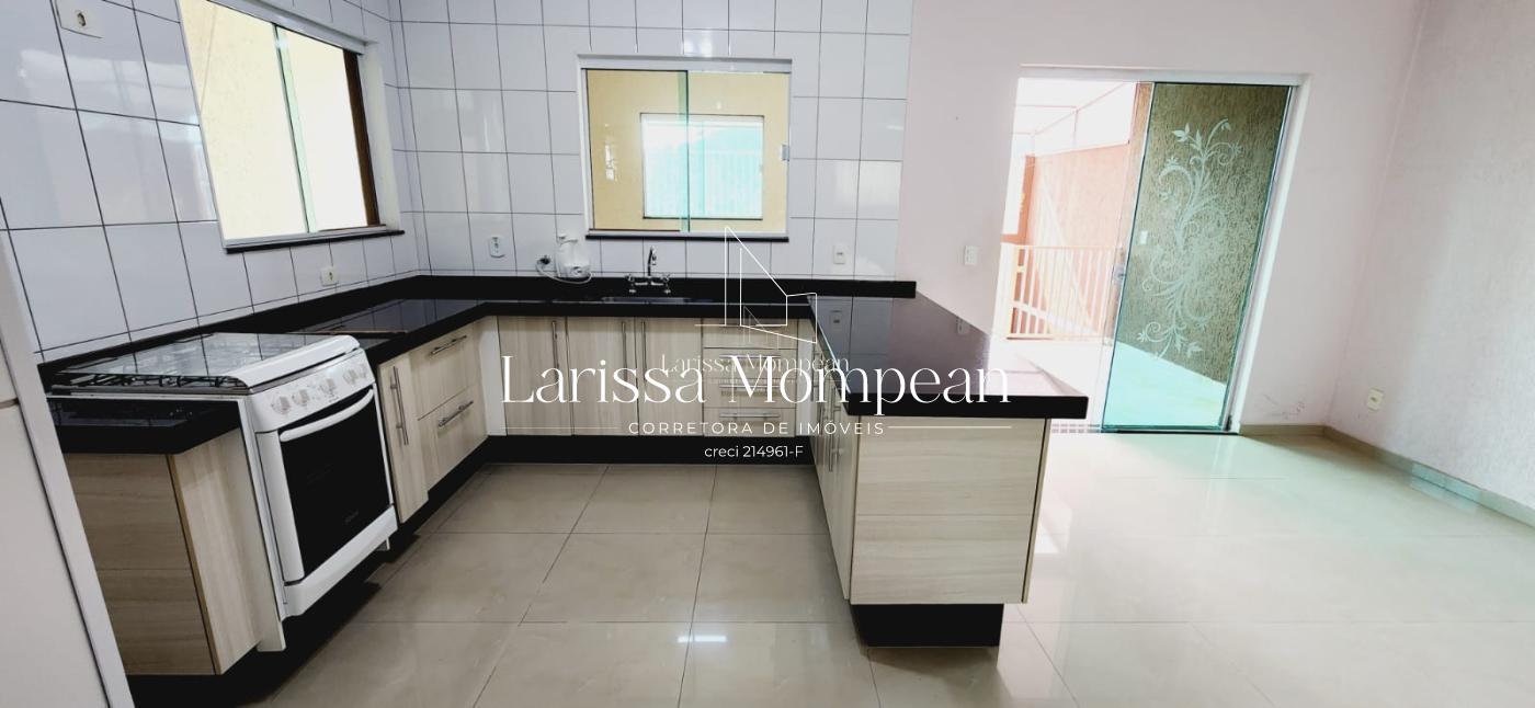 Casa, 3 quartos, 205 m² - Foto 1