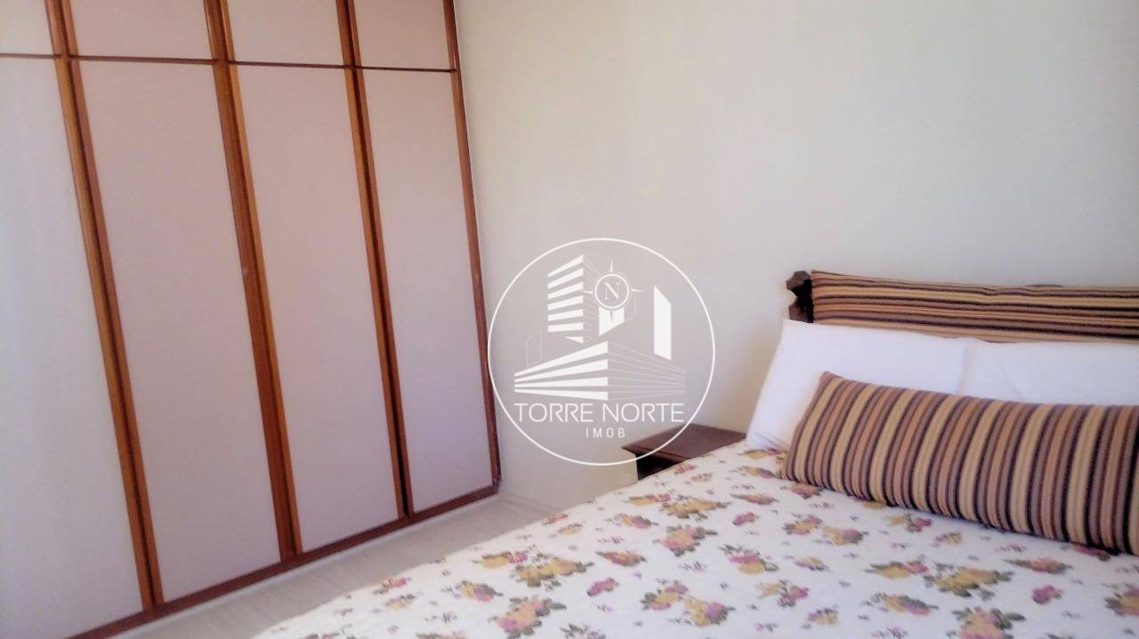 Apartamento à venda com 4 quartos, 210m² - Foto 17