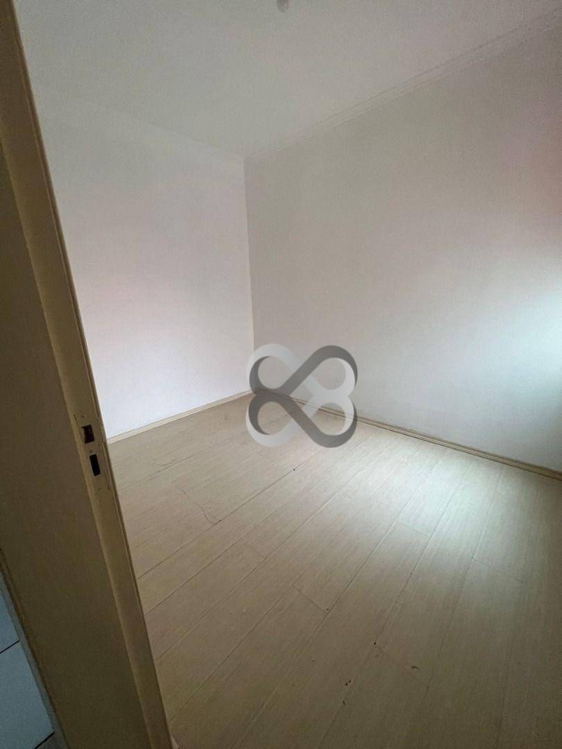 Apartamento para alugar com 3 quartos, 100m² - Foto 8