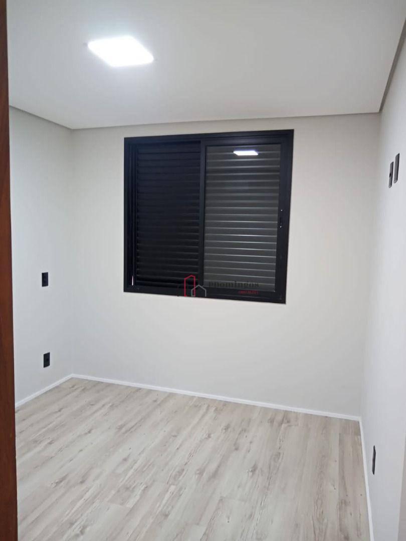 Sobrado à venda com 3 quartos, 230m² - Foto 5