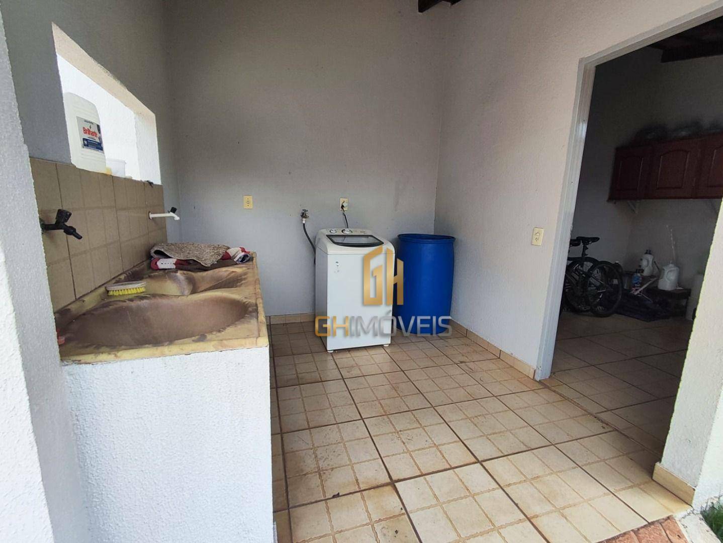 Casa à venda com 3 quartos, 220m² - Foto 23