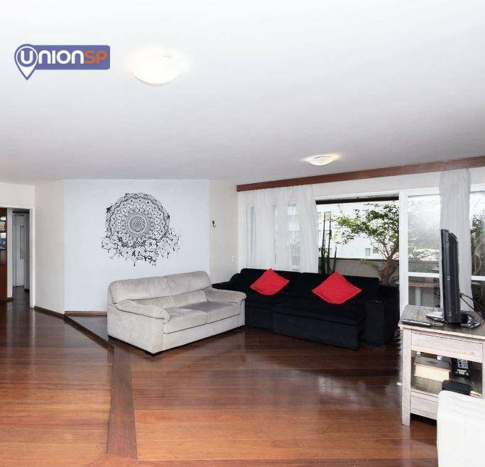 Apartamento à venda com 4 quartos, 160m² - Foto 1