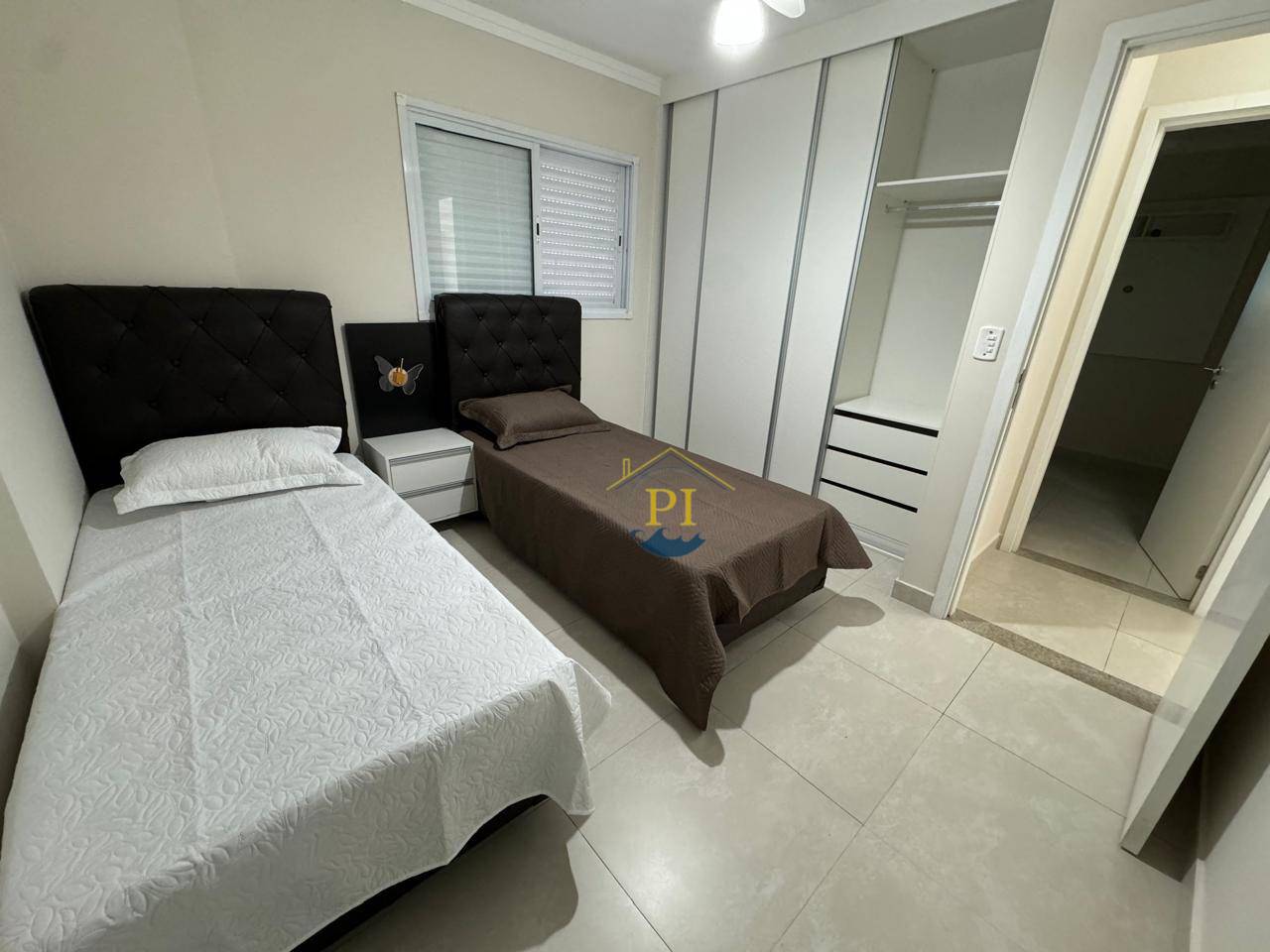 Apartamento à venda com 2 quartos, 75m² - Foto 4