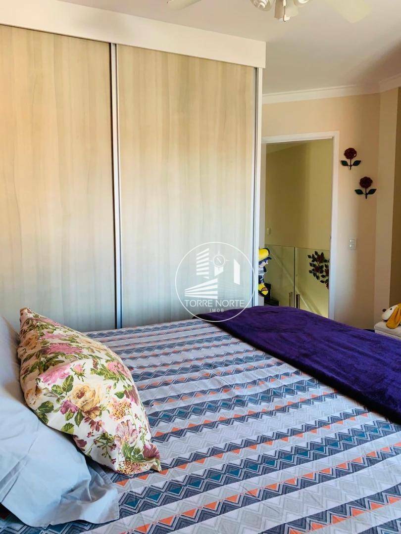 Sobrado à venda com 3 quartos, 200m² - Foto 32