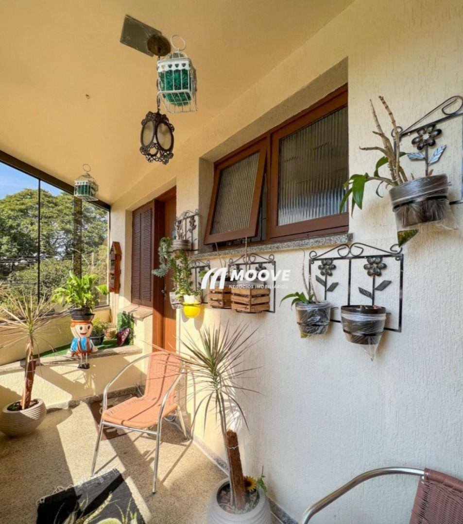 Apartamento à venda com 3 quartos, 138m² - Foto 1