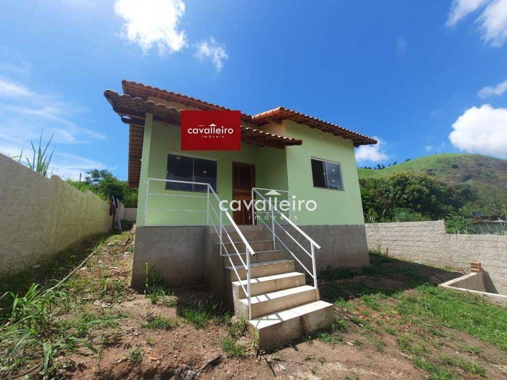 Casa à venda com 2 quartos, 70m² - Foto 4