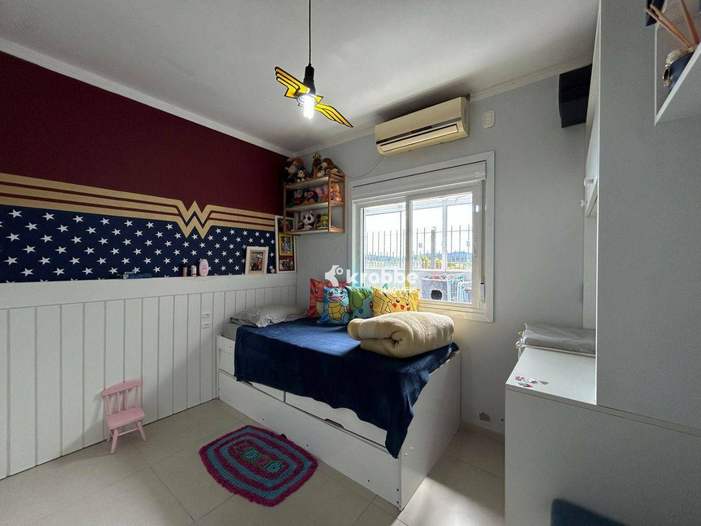 Casa à venda com 2 quartos, 84m² - Foto 9
