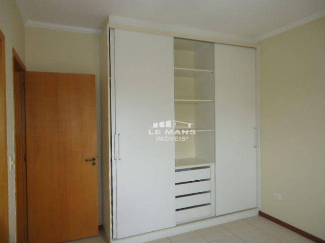 Apartamento à venda com 2 quartos, 77m² - Foto 12