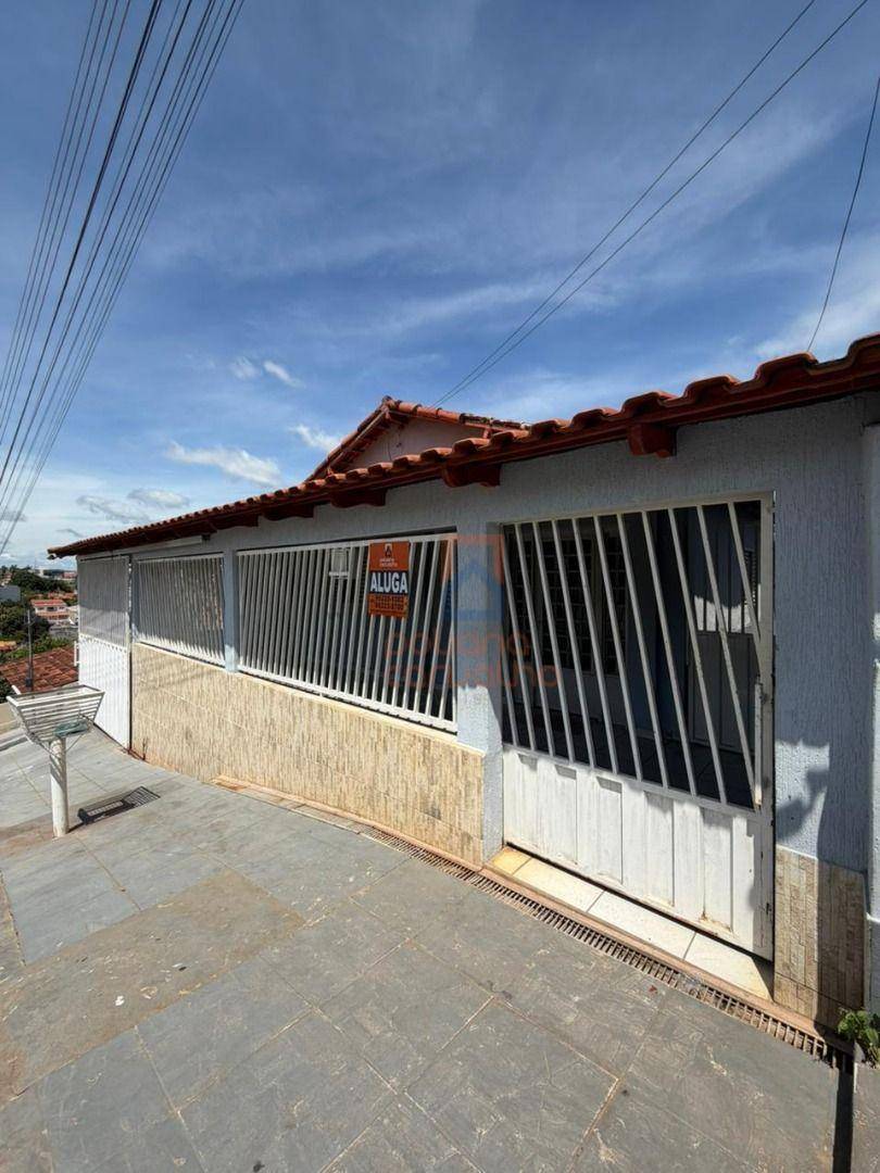 Casa, 4 quartos - Foto 1