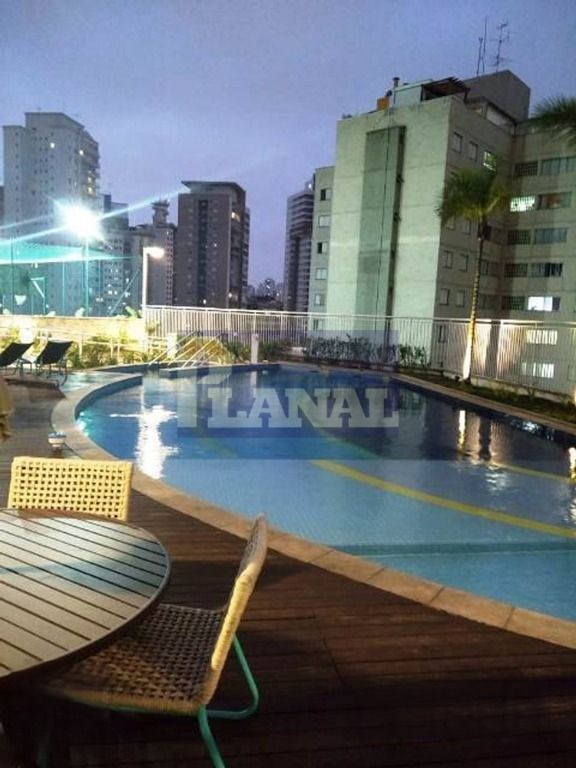 Apartamento à venda com 2 quartos, 100m² - Foto 18