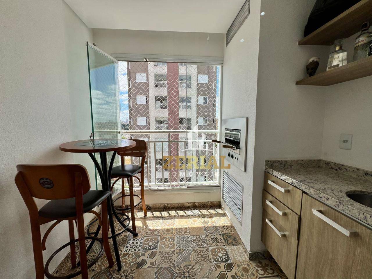 Apartamento à venda com 2 quartos, 65m² - Foto 2