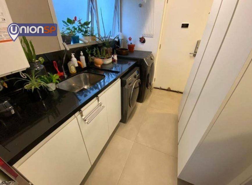 Apartamento à venda com 3 quartos, 235m² - Foto 17