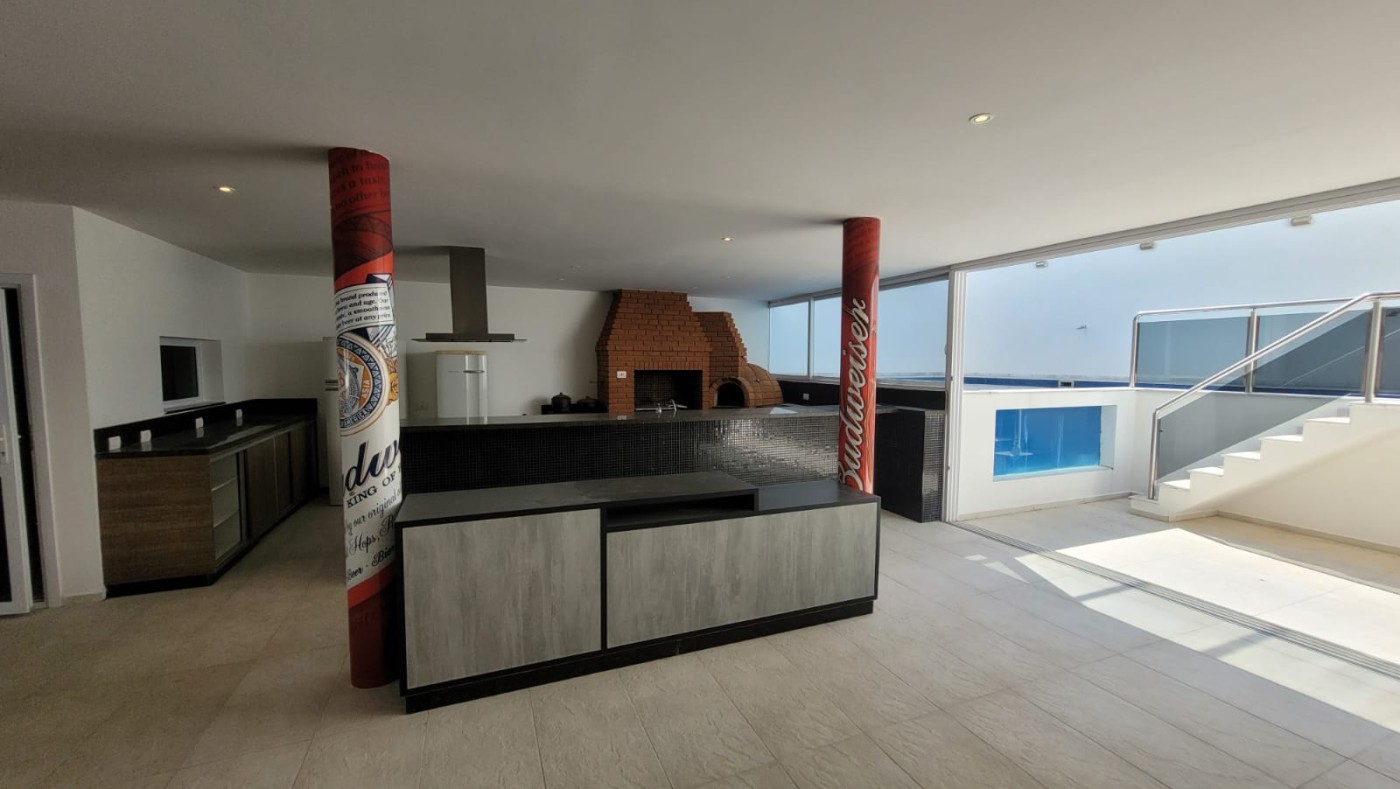 Casa à venda com 4 quartos, 300m² - Foto 28