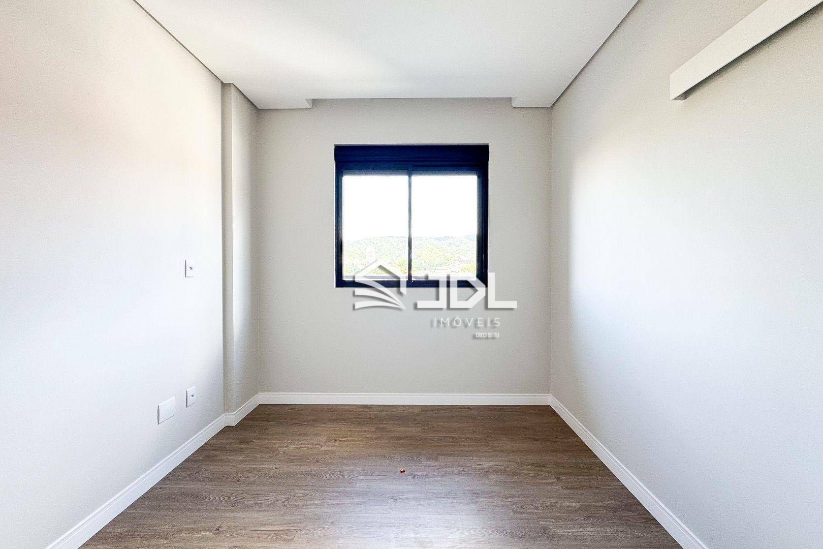 Apartamento à venda com 3 quartos, 110m² - Foto 8