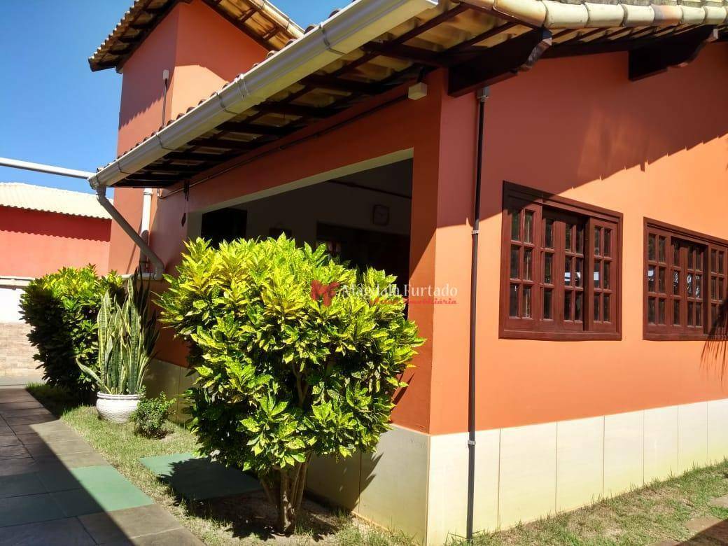 Casa à venda com 2 quartos, 200m² - Foto 2