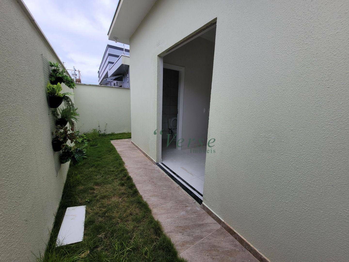 Casa à venda com 2 quartos, 74m² - Foto 9