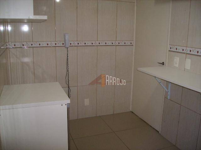 Apartamento à venda com 2 quartos, 45m² - Foto 9