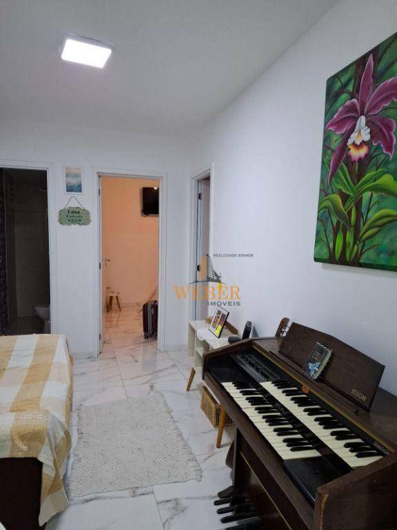 Apartamento para alugar com 2 quartos, 40m² - Foto 2