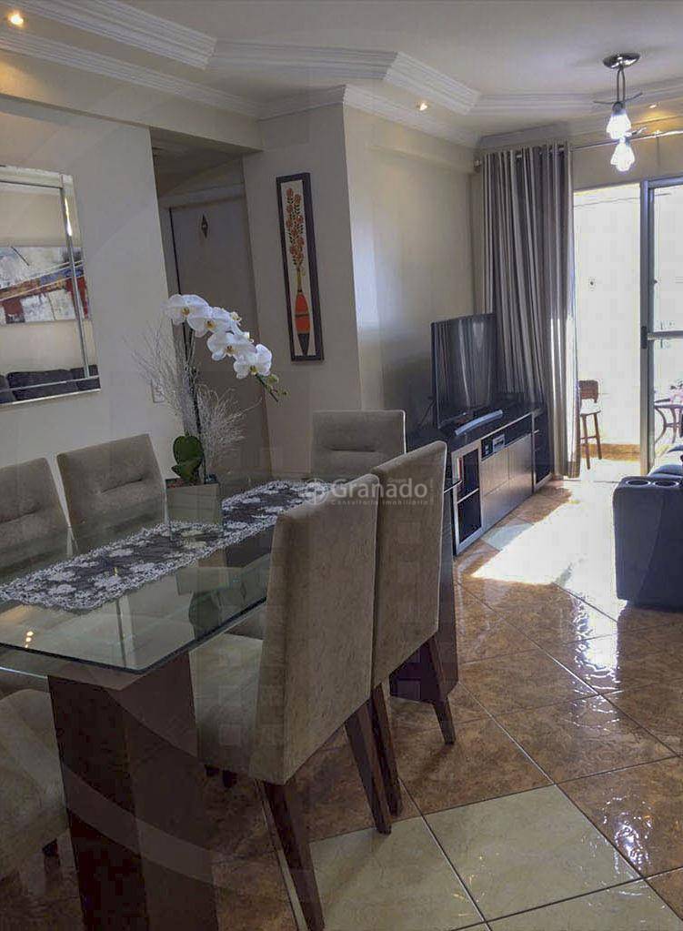 Apartamento à venda com 2 quartos, 60m² - Foto 3