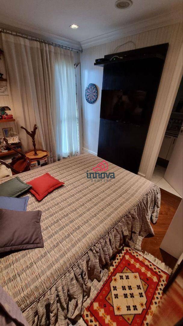 Apartamento à venda com 4 quartos, 442m² - Foto 17