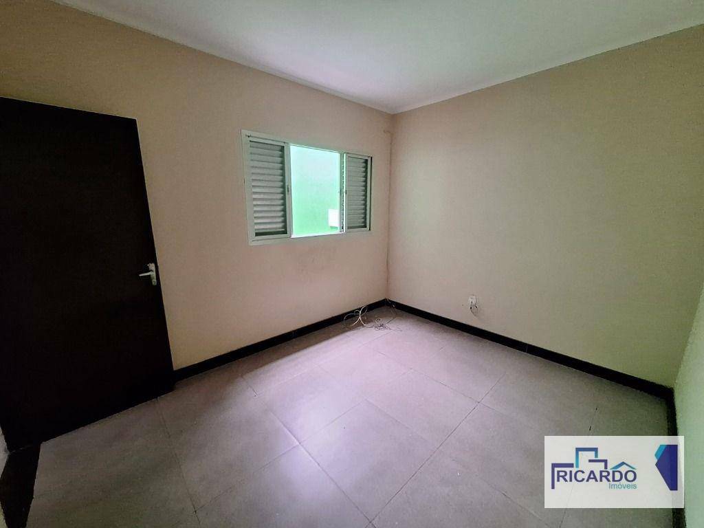 Casa à venda com 4 quartos, 300m² - Foto 27