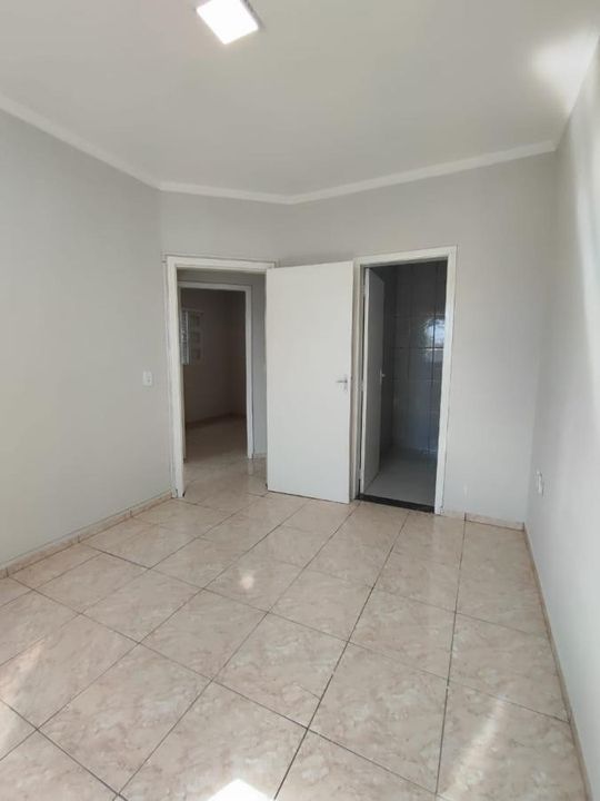 Casa à venda com 3 quartos, 140m² - Foto 4