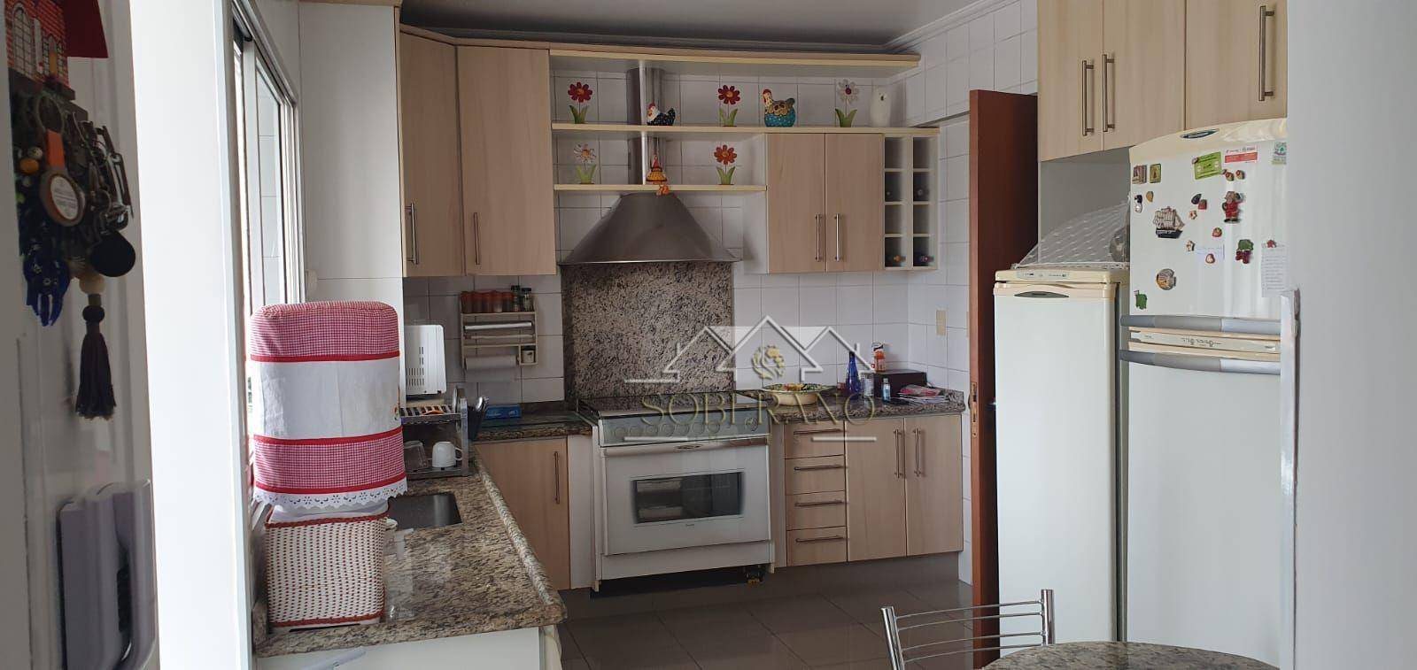 Apartamento à venda com 3 quartos, 137m² - Foto 20