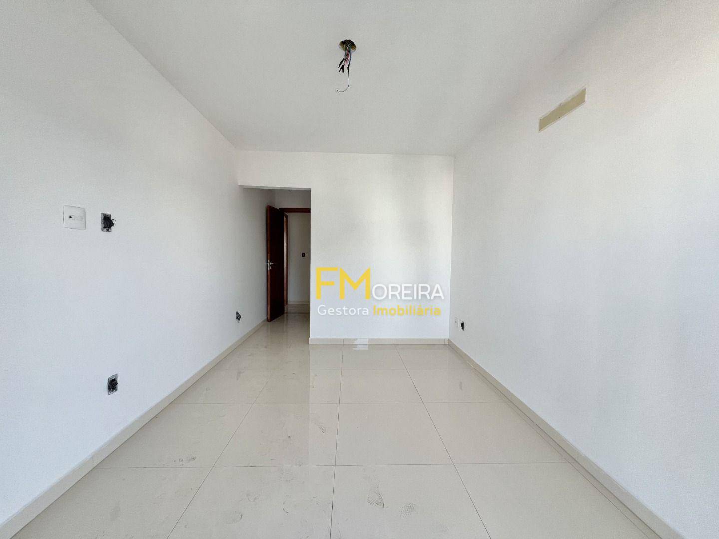 Apartamento à venda com 3 quartos, 123m² - Foto 12